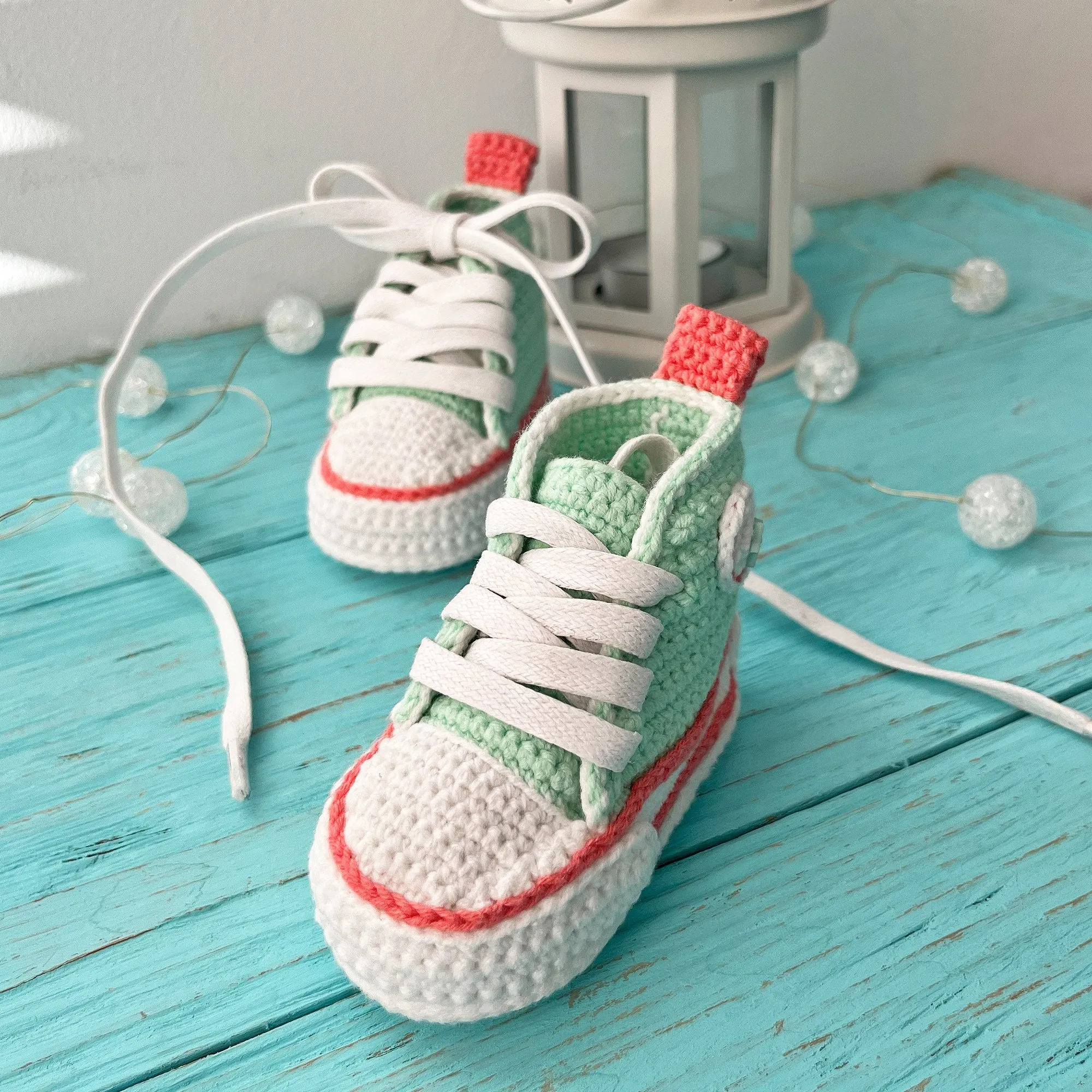 Crochet pattern Baby Shoe, US standard terms, Skill level beginner