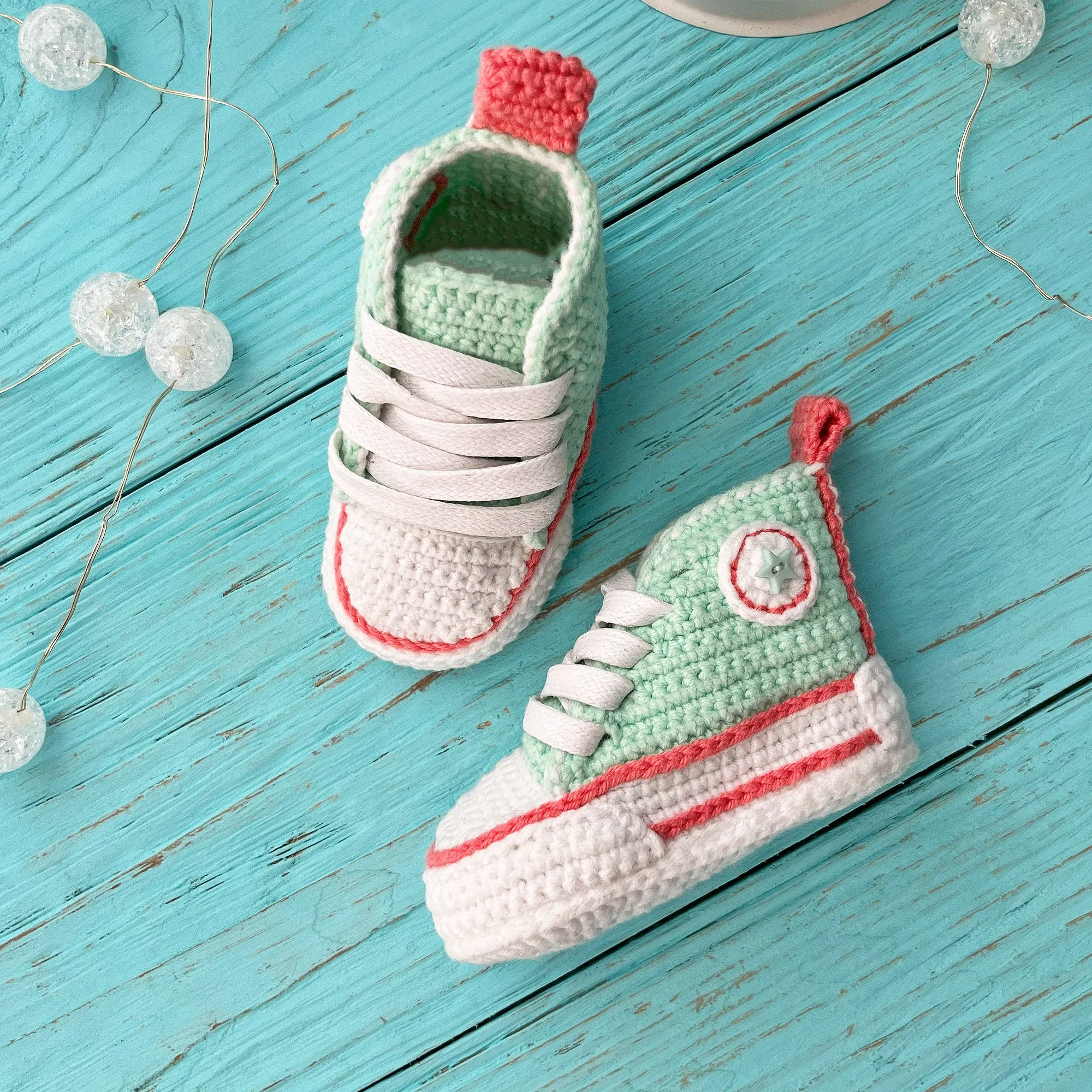 Crochet pattern Baby Shoe, US standard terms, Skill level beginner