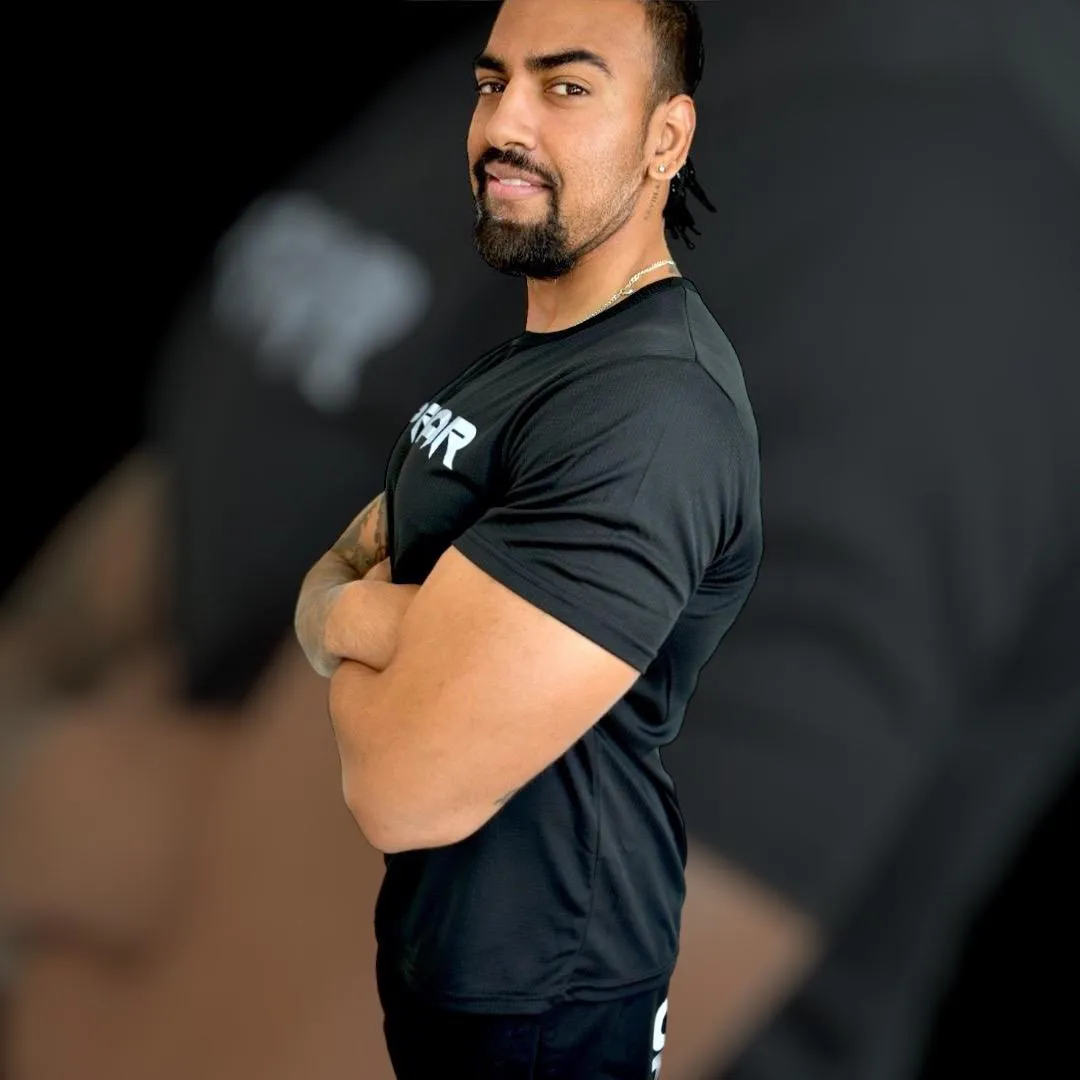 Sports Short Sleeve UPROAR Tee Black